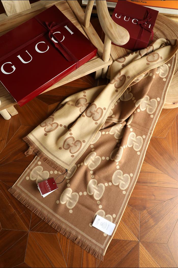 2026116111638523 380